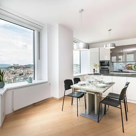Panorama Escape 26th Floor - Castle & Views Pressburg